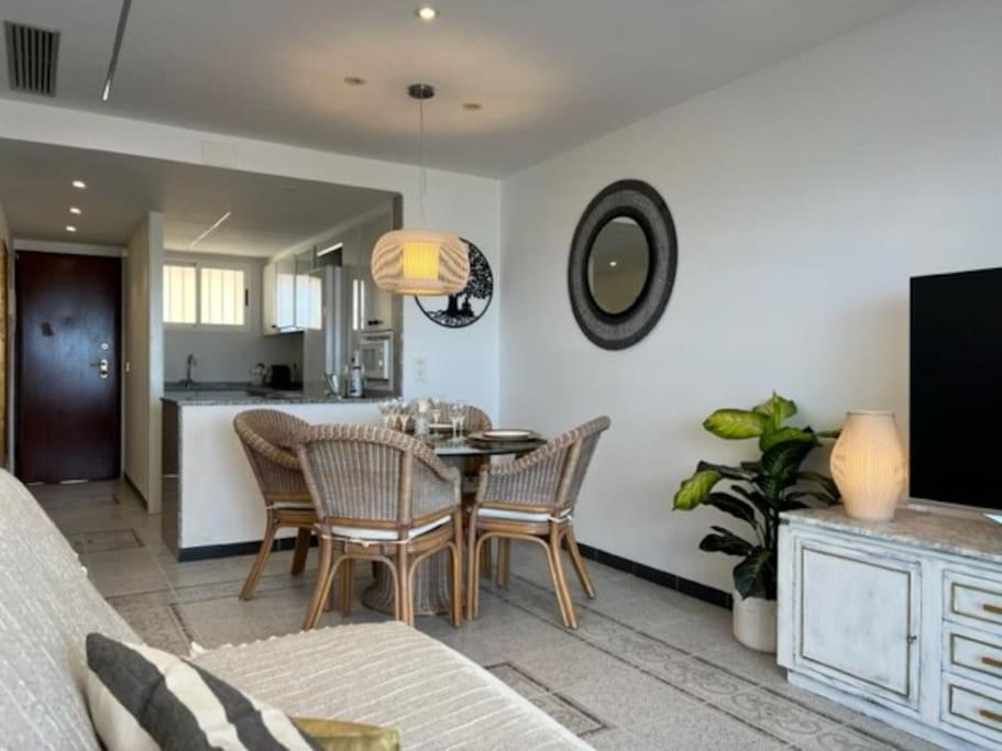 Apartamento 1ª Linea De Playa - Con Piscina Y Parking Playa de Gandia Εξωτερικό φωτογραφία